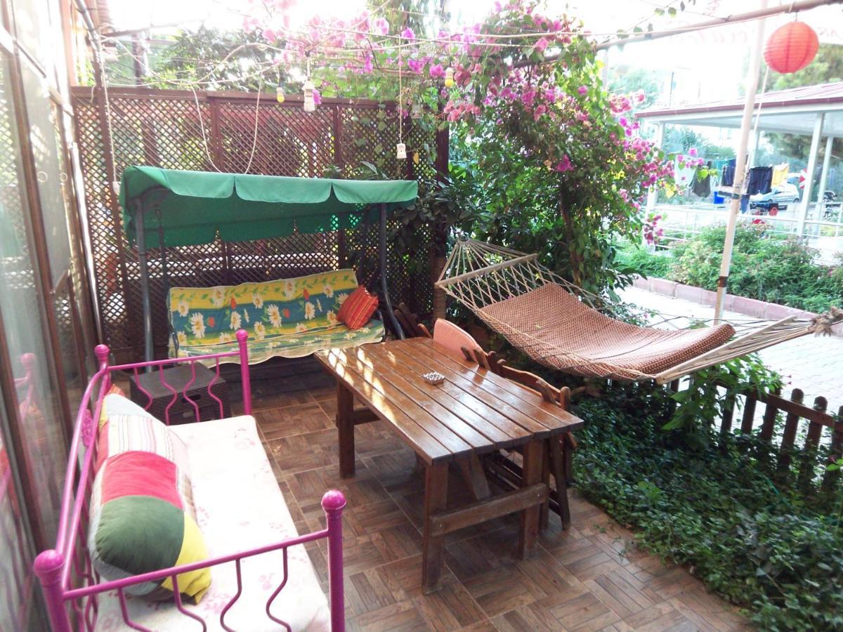 Izmir Tatil Evi Beach Resort Seferihisar Urkmez Luaran gambar